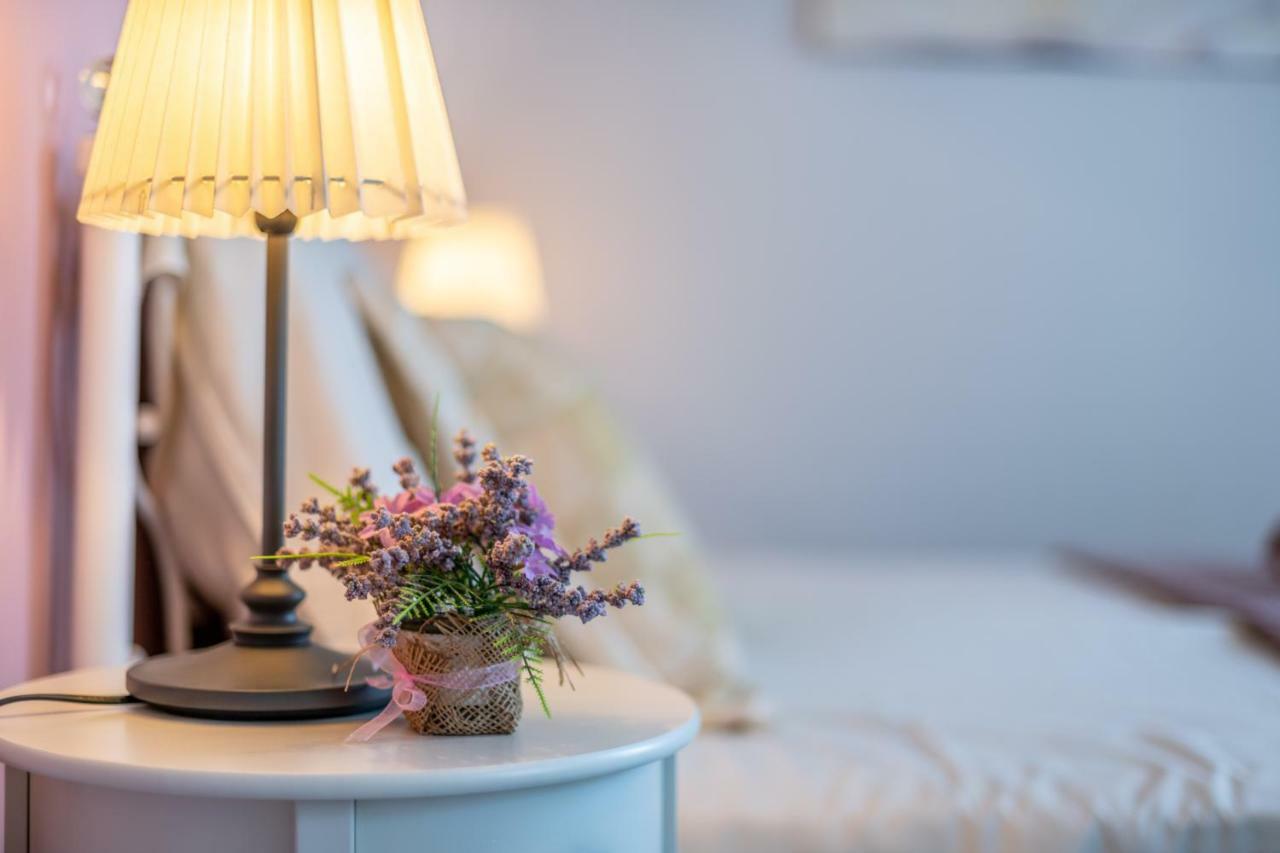 Old City Romantic Studios 3 بولا المظهر الخارجي الصورة